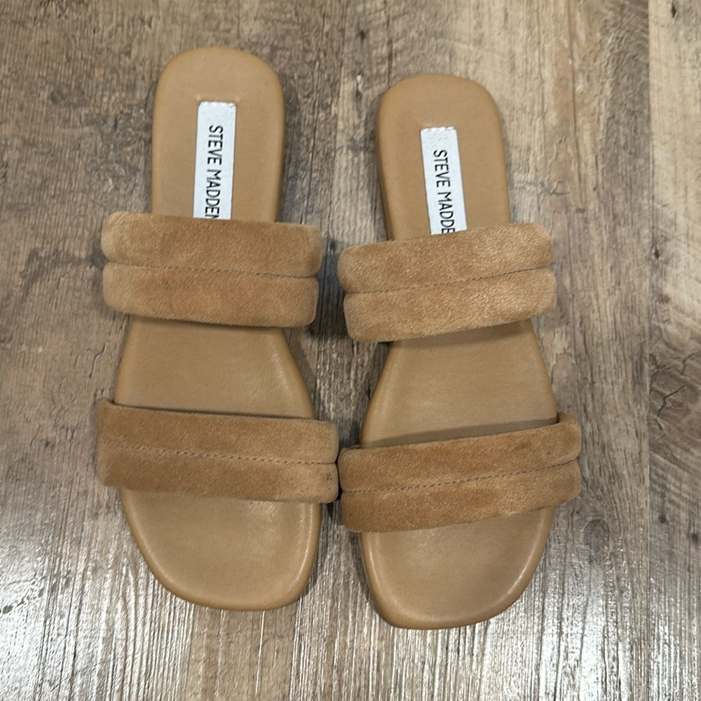 Steve Madden Wizen Sandal Tan Suede size 8